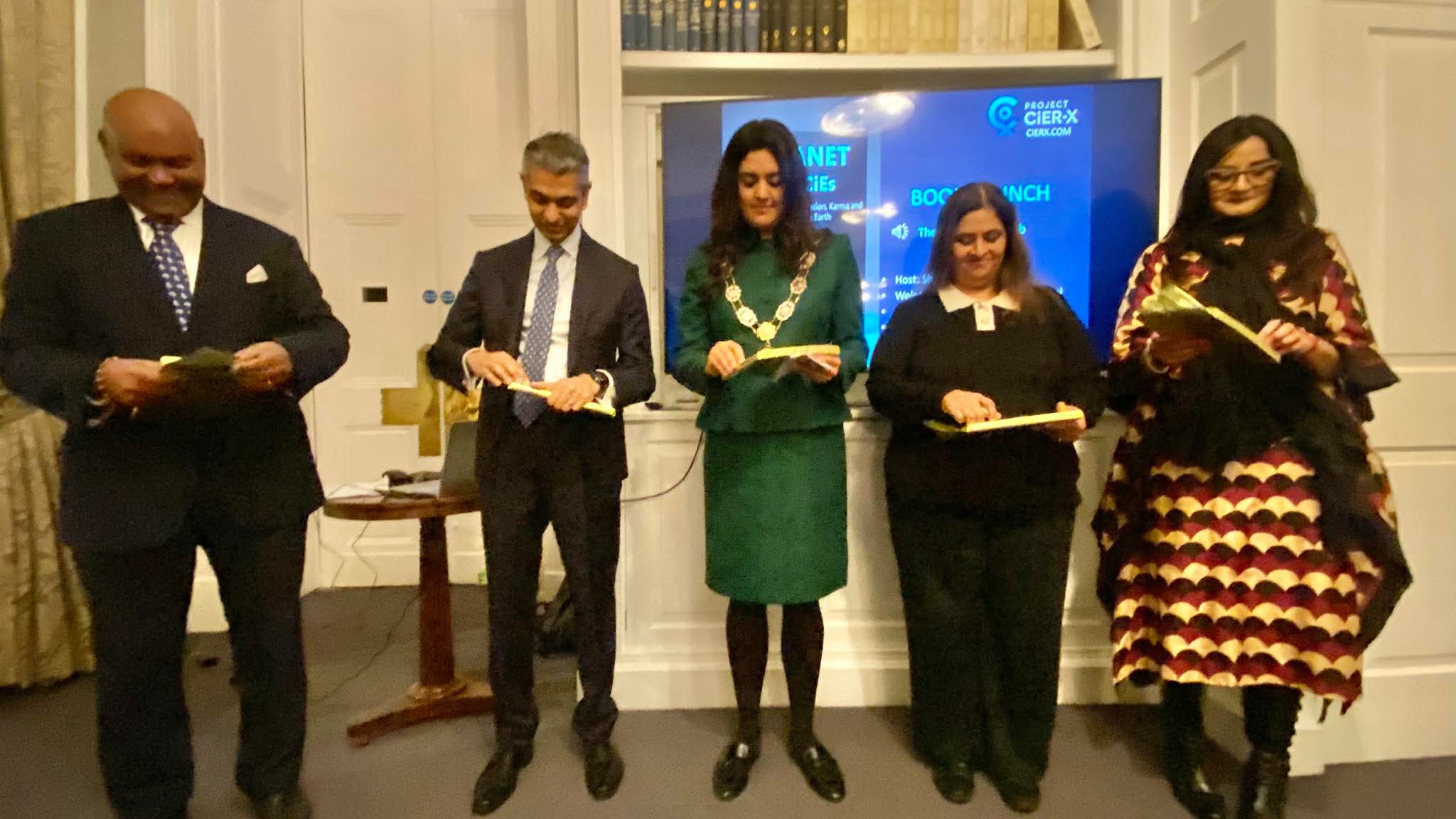 PLANET OF CiEs launch photo 3